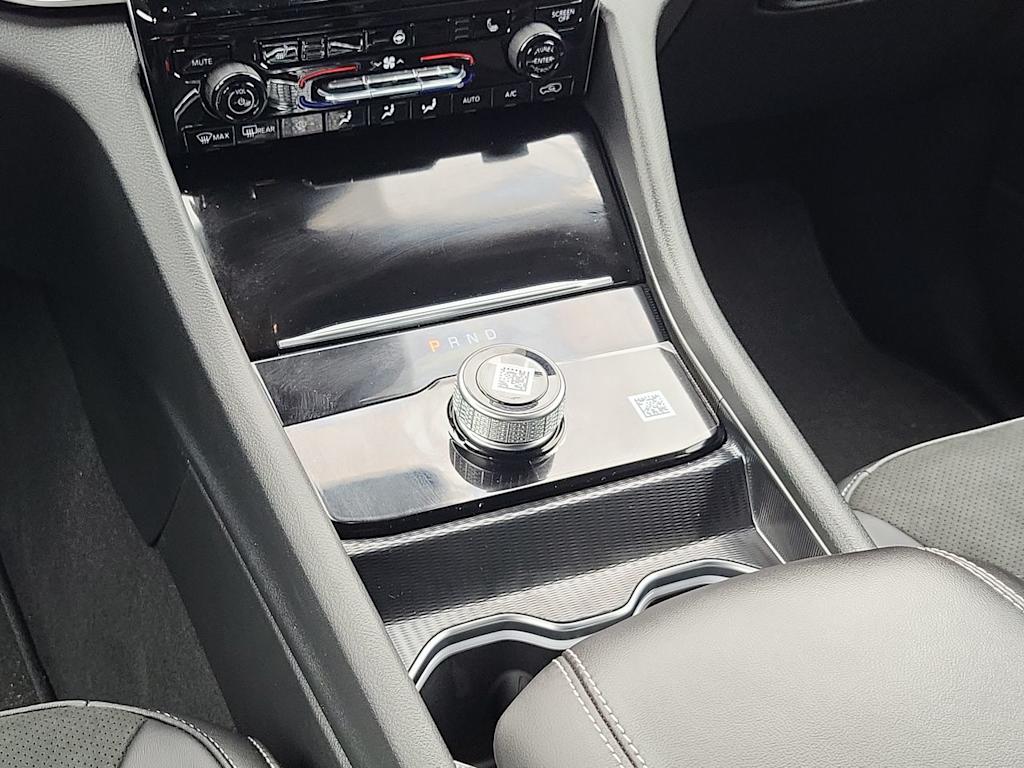 Thumbnail: 2025 Jeep Grand Cherokee - 16