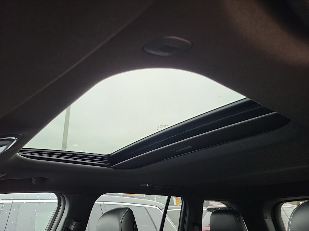 Thumbnail: 2025 Jeep Grand Cherokee - 30