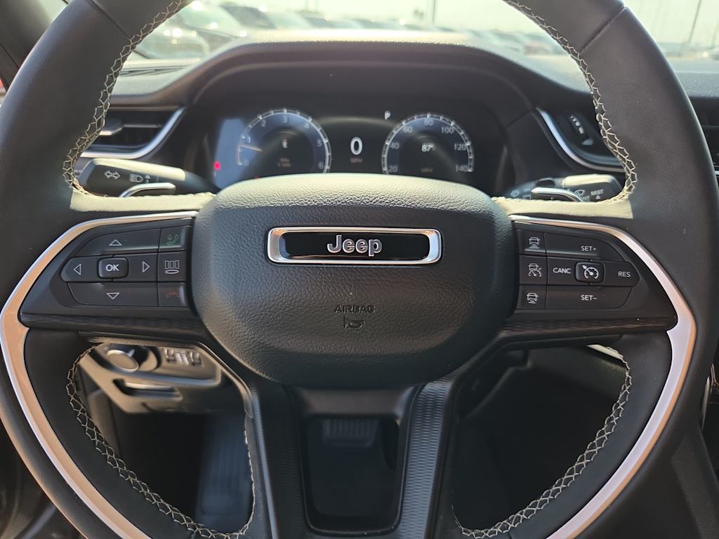 Thumbnail: 2025 Jeep Grand Cherokee - 29