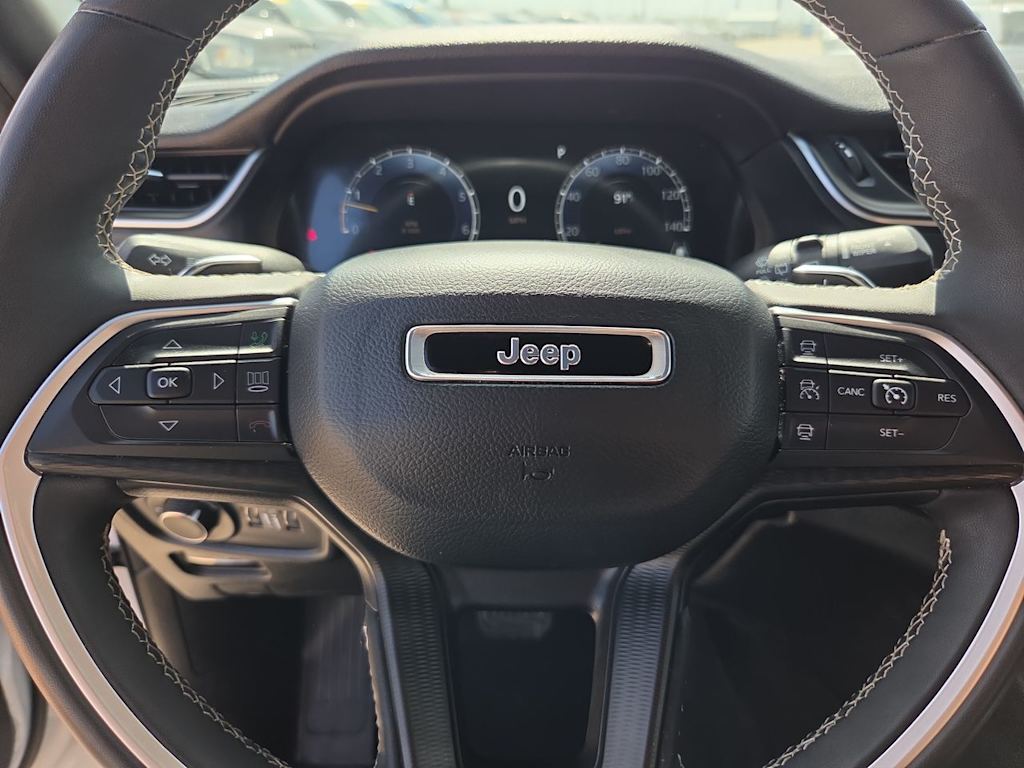 Thumbnail: 2024 Jeep Grand Cherokee - 28