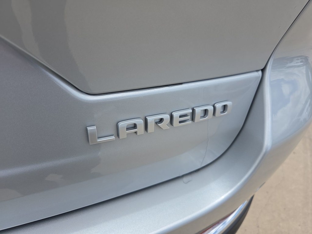 Thumbnail: 2026 Jeep Grand Cherokee - 7