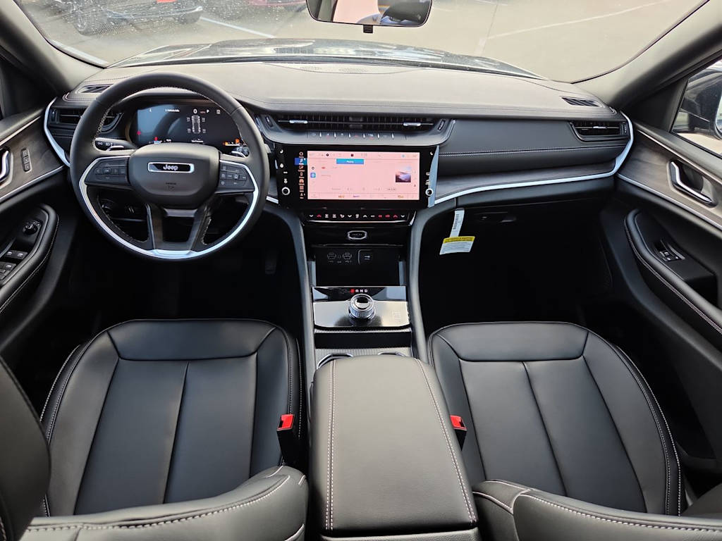 Thumbnail: 2026 Jeep Grand Cherokee - 2