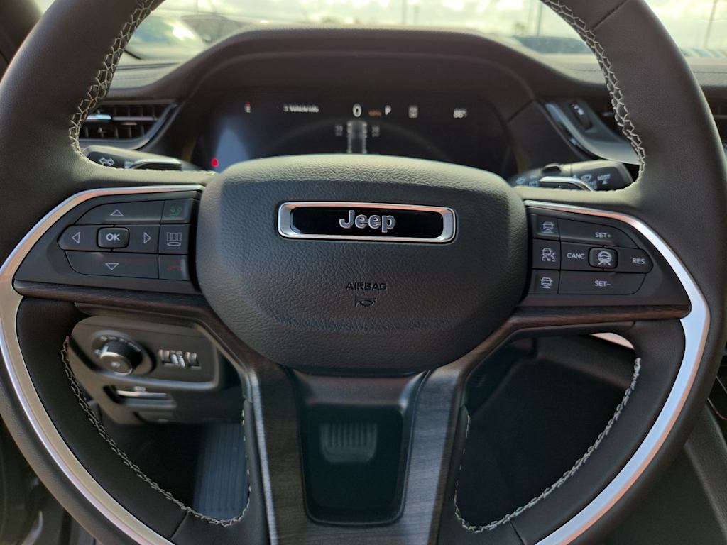 Thumbnail: 2026 Jeep Grand Cherokee - 29