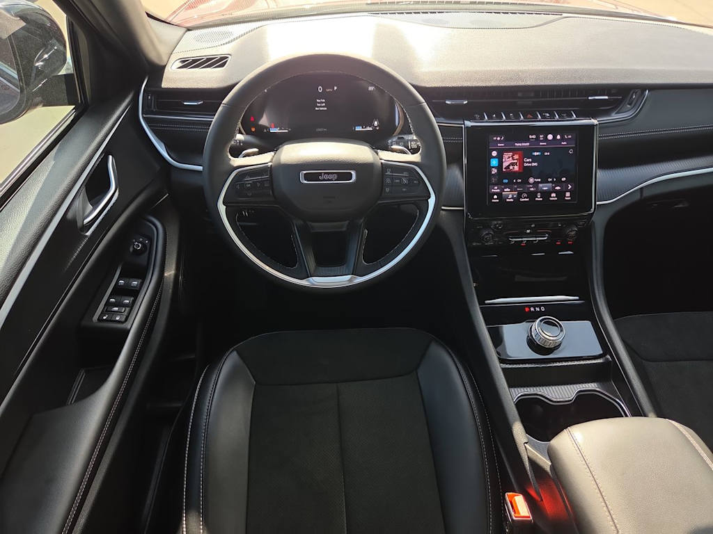 Thumbnail: 2025 Jeep Grand Cherokee - 10