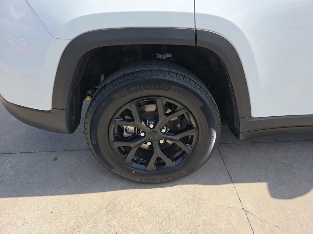 Thumbnail: 2024 Jeep Grand Cherokee - 8