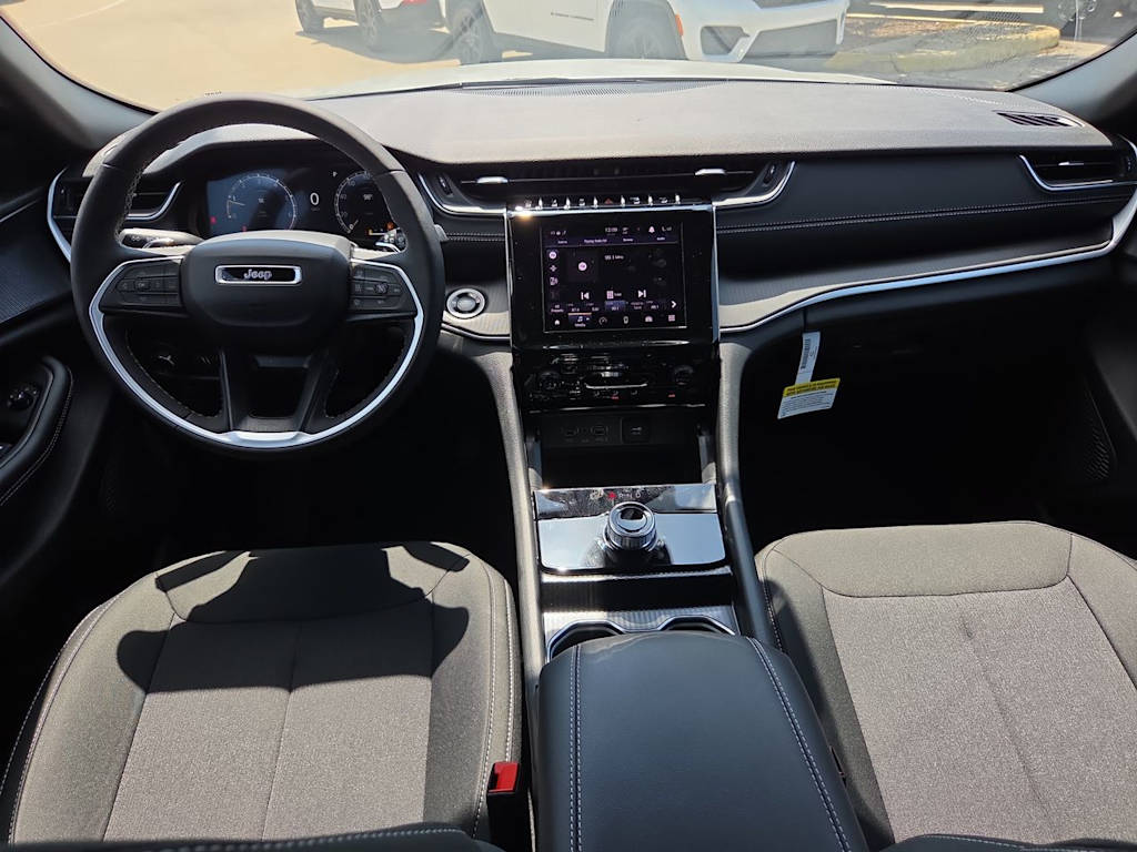 Thumbnail: 2026 Jeep Grand Cherokee - 2