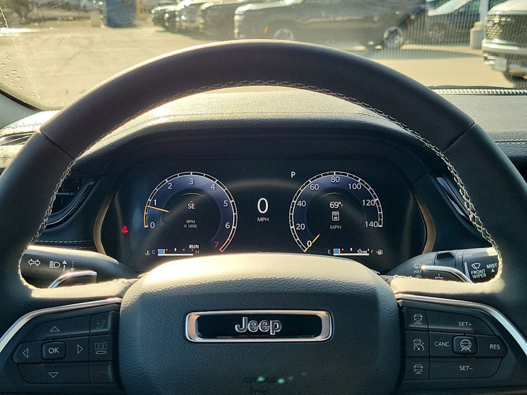 Thumbnail: 2026 Jeep Grand Cherokee - 29