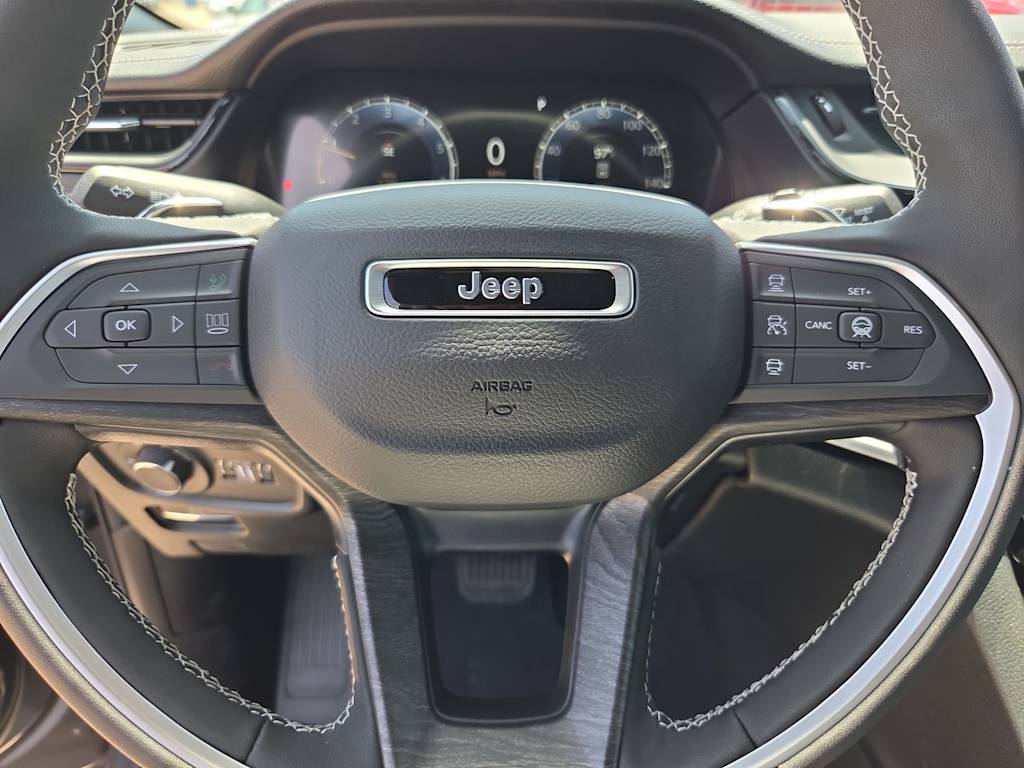 Thumbnail: 2026 Jeep Grand Cherokee - 29
