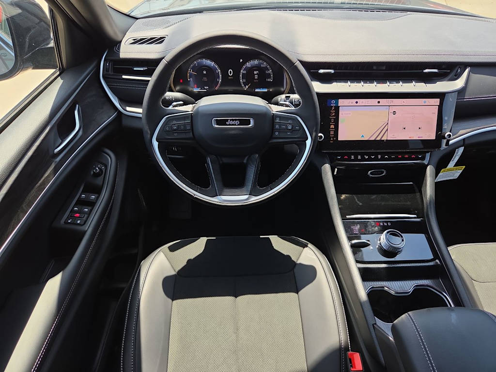 Thumbnail: 2026 Jeep Grand Cherokee - 10