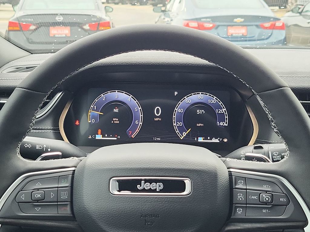 Thumbnail: 2025 Jeep Grand Cherokee - 17