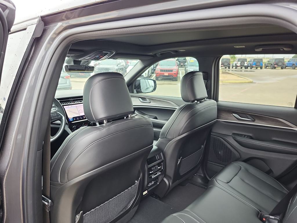 Thumbnail: 2025 Jeep Grand Cherokee - 13
