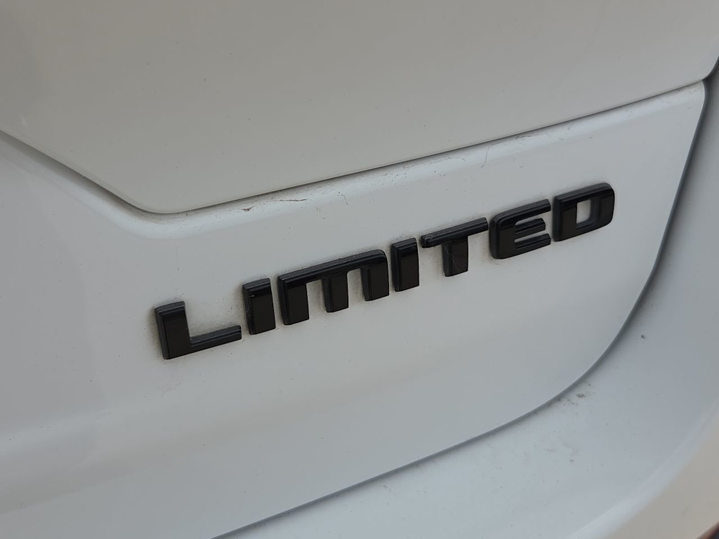 Thumbnail: 2023 Jeep Grand Cherokee - 7