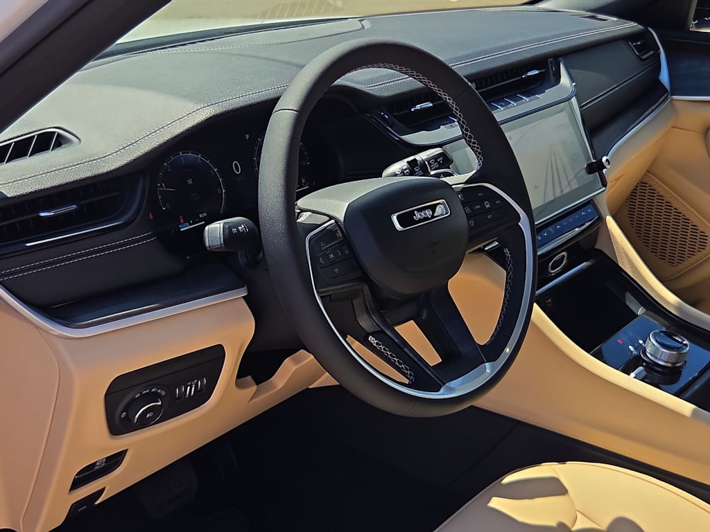 Thumbnail: 2026 Jeep Grand Cherokee - 2
