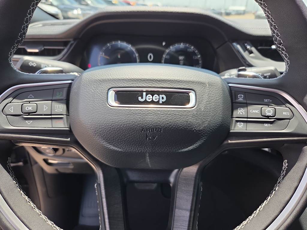 Thumbnail: 2026 Jeep Grand Cherokee - 28