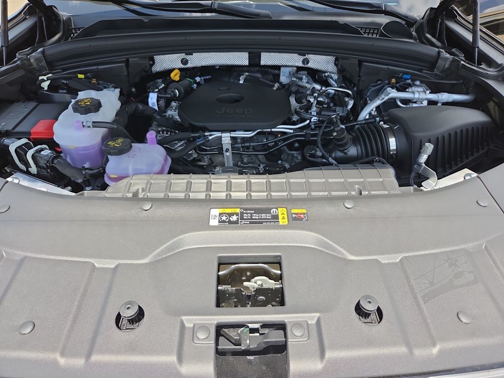 Thumbnail: 2026 Jeep Grand Cherokee - 9