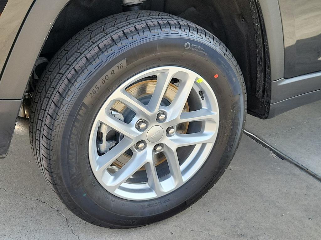 Thumbnail: 2026 Jeep Grand Cherokee L - 8