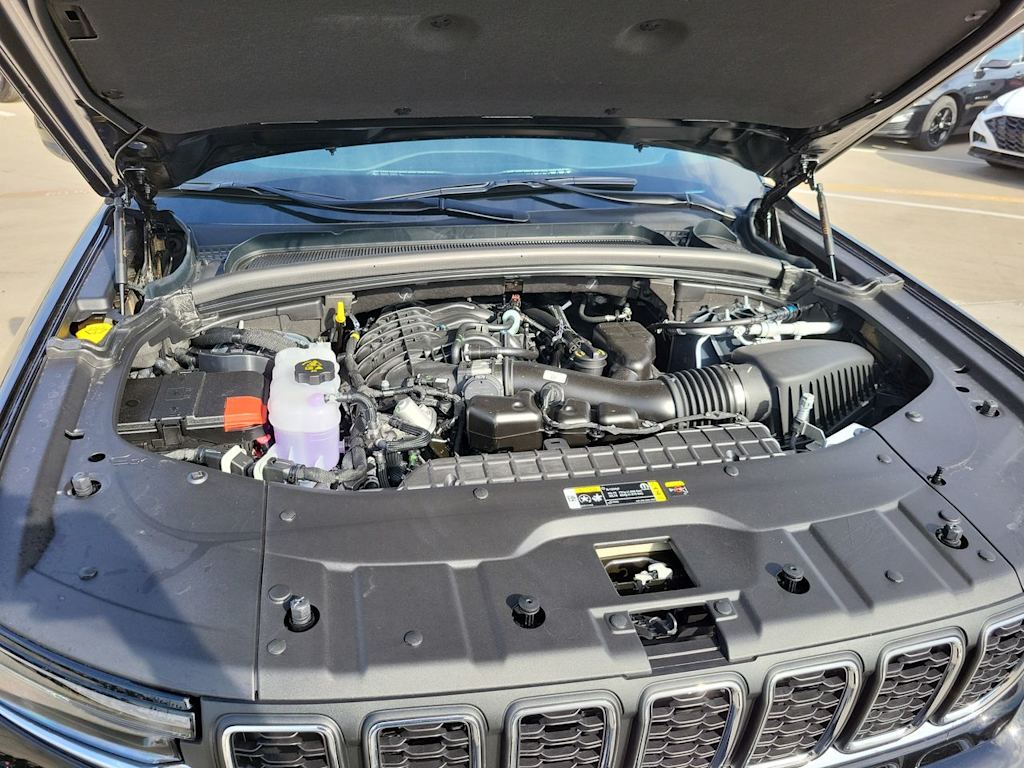 Thumbnail: 2026 Jeep Grand Cherokee L - 9