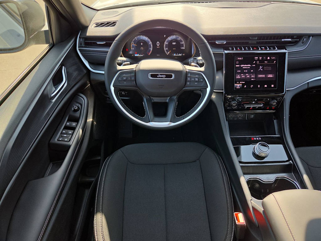 Thumbnail: 2026 Jeep Grand Cherokee L - 14