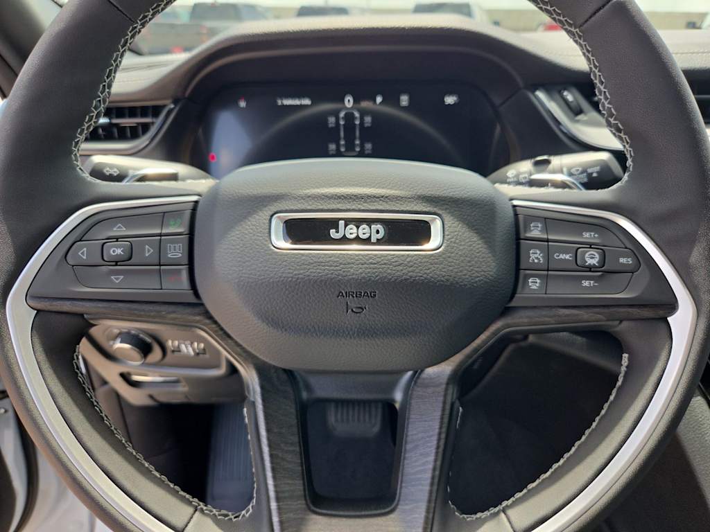 Thumbnail: 2026 Jeep Grand Cherokee L - 27