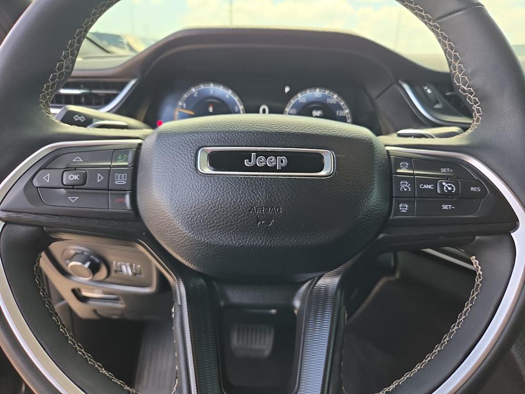Thumbnail: 2025 Jeep Grand Cherokee L - 29