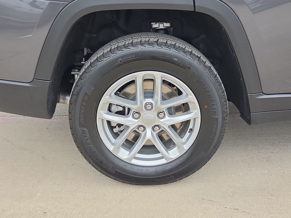 Thumbnail: 2026 Jeep Grand Cherokee L - 8