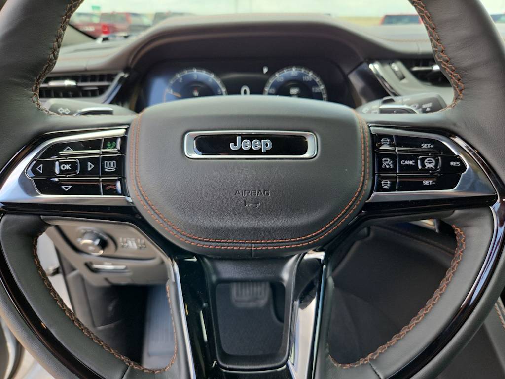 Thumbnail: 2026 Jeep Grand Cherokee L - 29