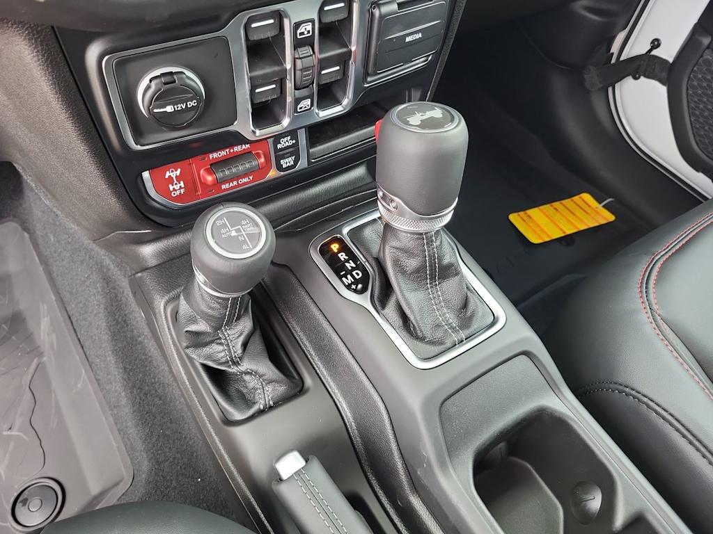 Thumbnail: 2026 Jeep Wrangler - 13