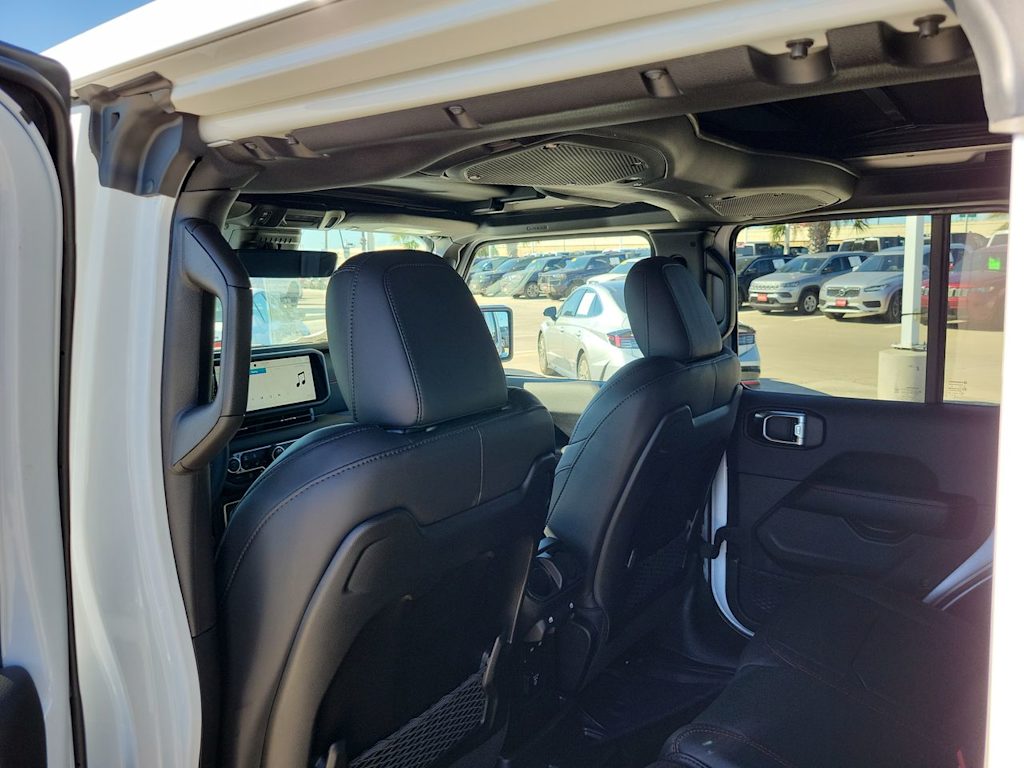 Thumbnail: 2026 Jeep Wrangler - 13