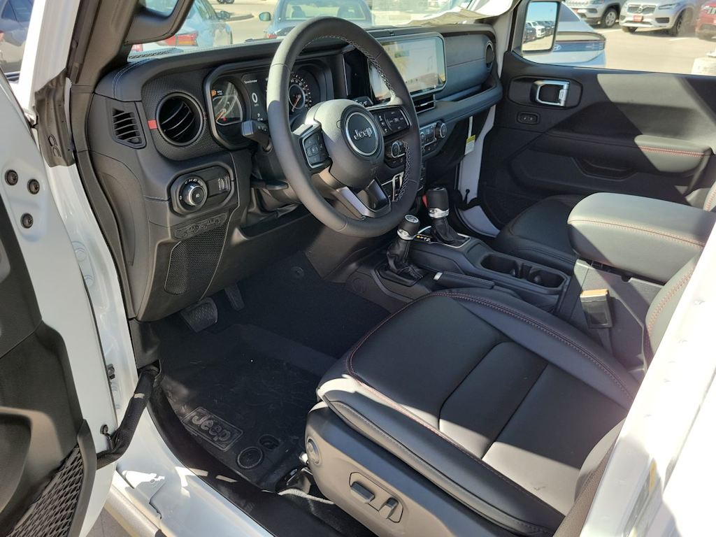 Thumbnail: 2026 Jeep Wrangler - 2