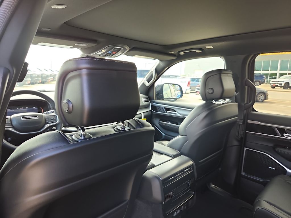 Thumbnail: 2026 Jeep Grand Wagoneer - 13