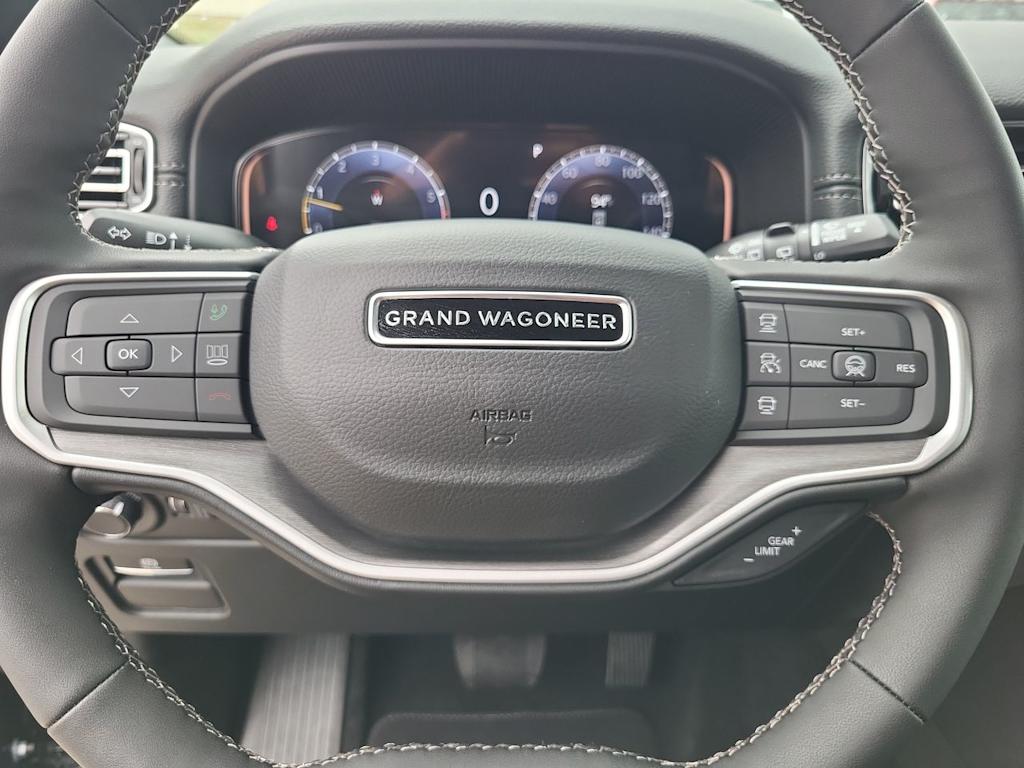 Thumbnail: 2026 Jeep Grand Wagoneer - 28