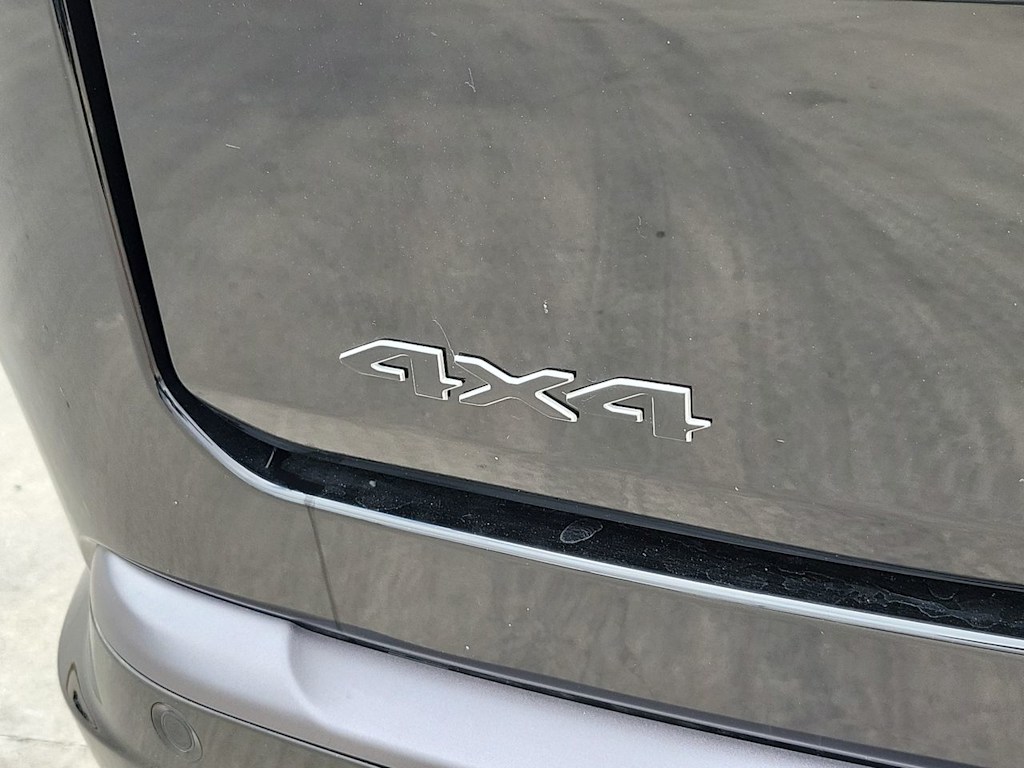 Thumbnail: 2026 Jeep Grand Wagoneer - 7