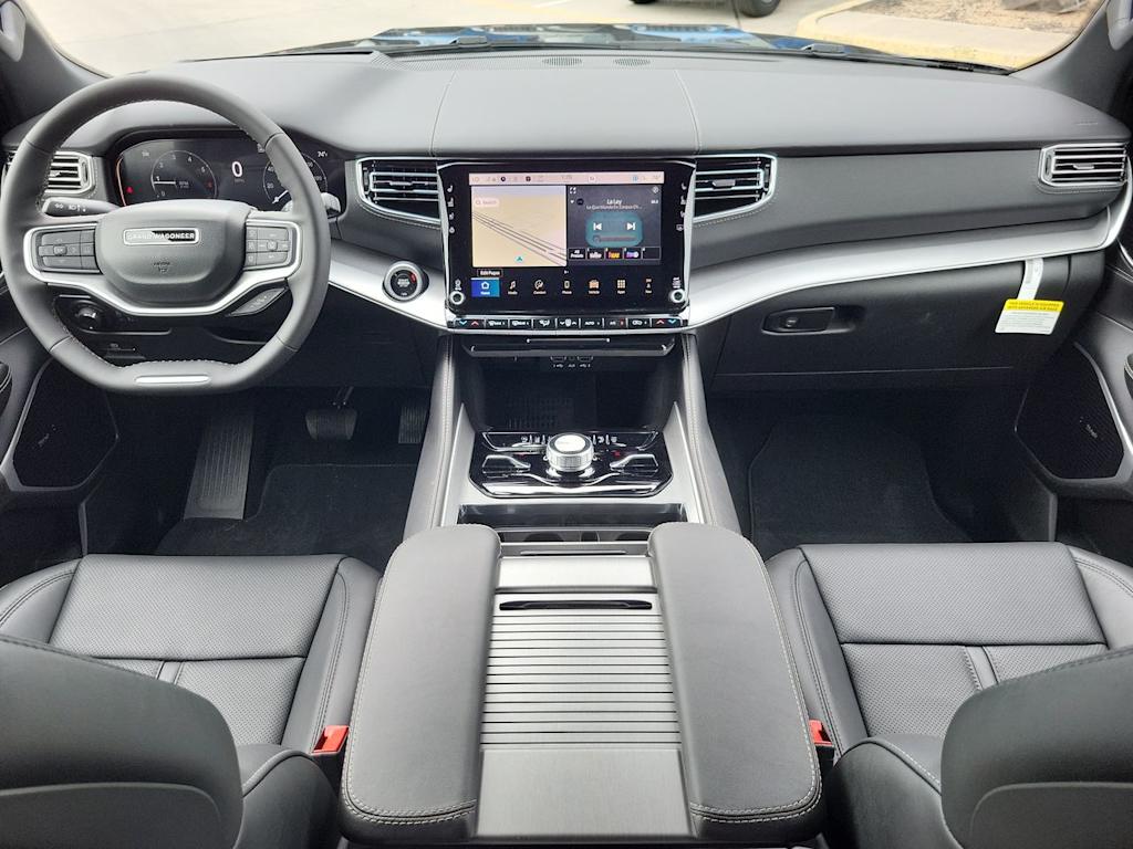 Thumbnail: 2026 Jeep Grand Wagoneer - 10