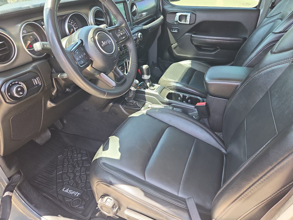 Thumbnail: 2023 Jeep Gladiator - 11