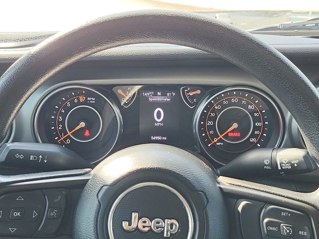 Thumbnail: 2023 Jeep Gladiator - 17