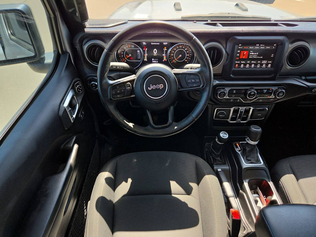 Thumbnail: 2020 Jeep Gladiator - 10