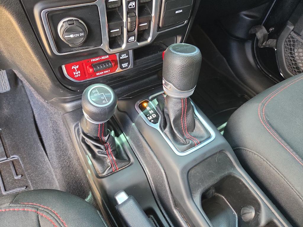 Thumbnail: 2020 Jeep Gladiator - 13