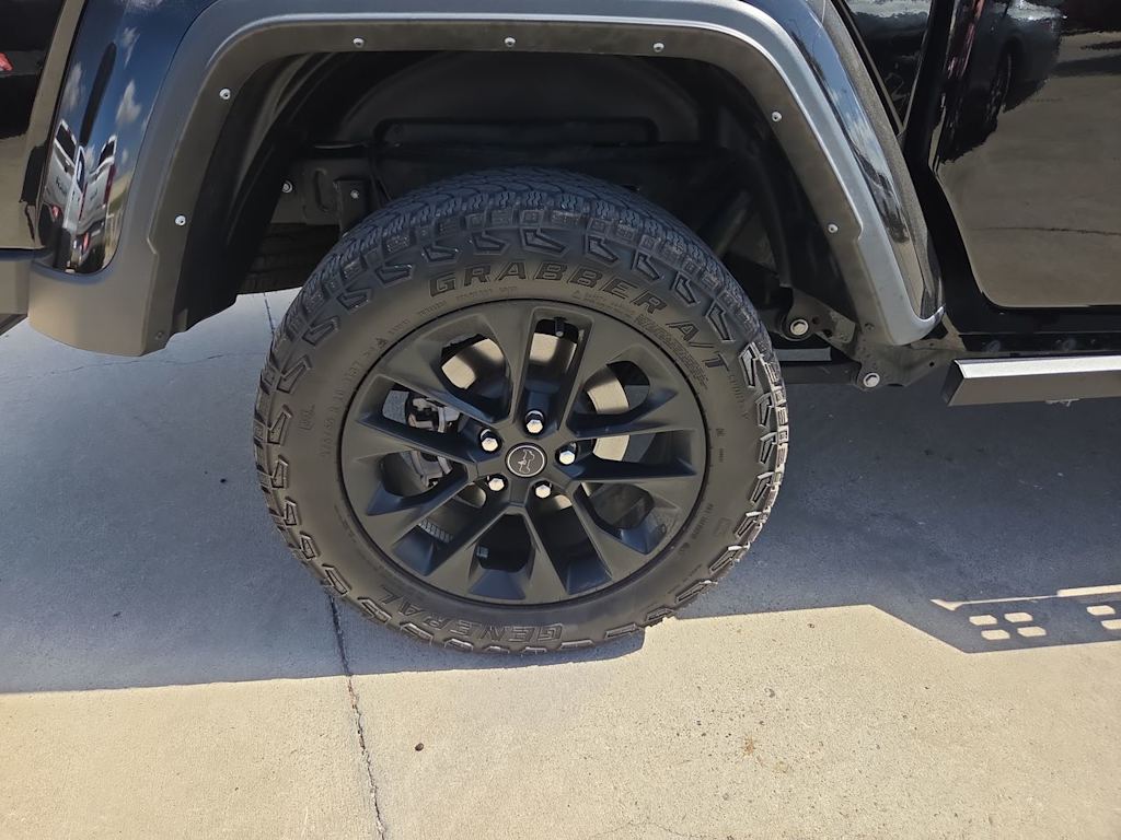Thumbnail: 2025 Jeep Gladiator - 6