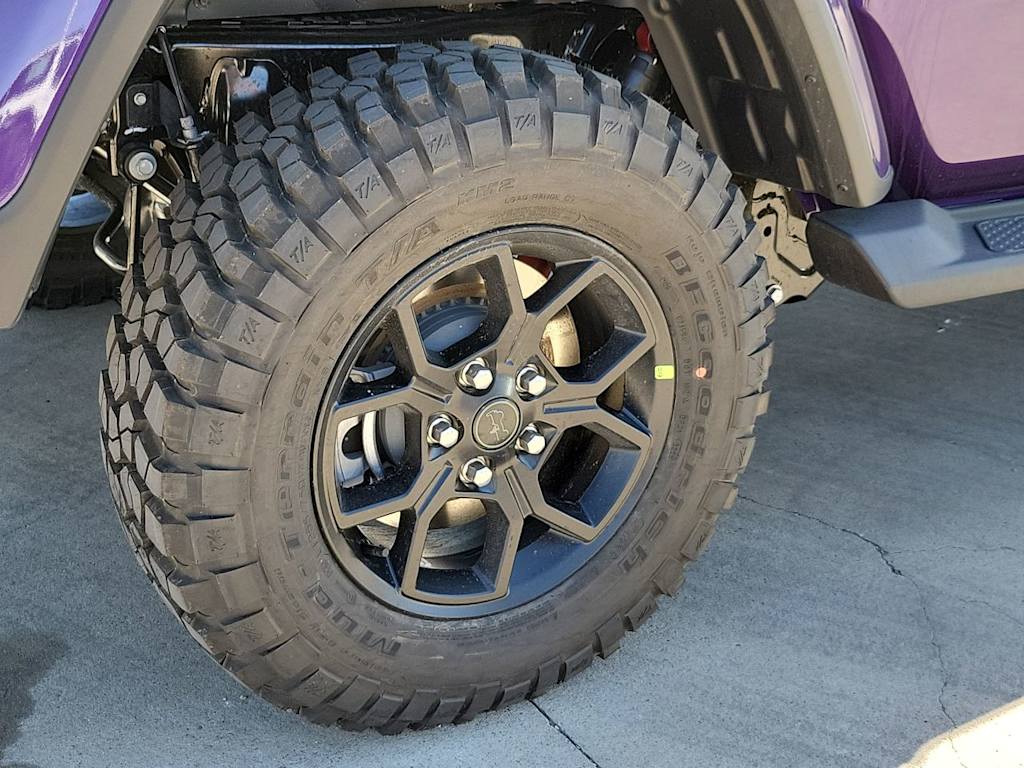 Thumbnail: 2026 Jeep Gladiator - 8