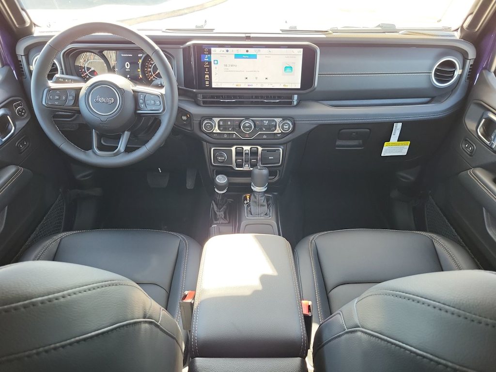 Thumbnail: 2026 Jeep Gladiator - 10