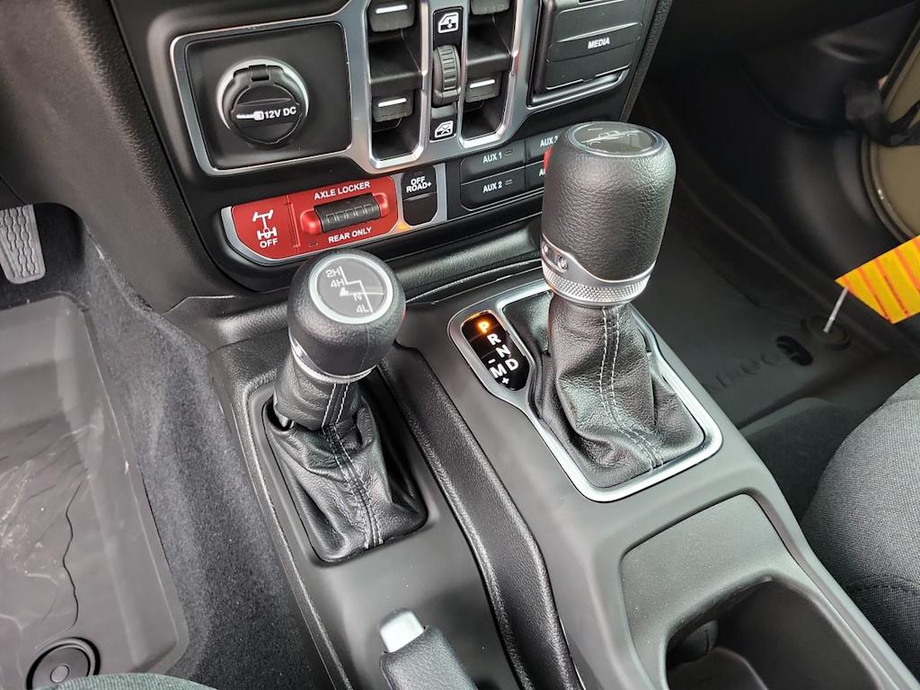 Thumbnail: 2026 Jeep Gladiator - 12