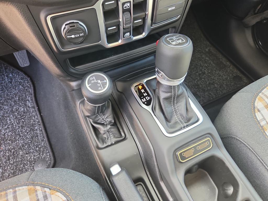 Thumbnail: 2026 Jeep Gladiator - 14