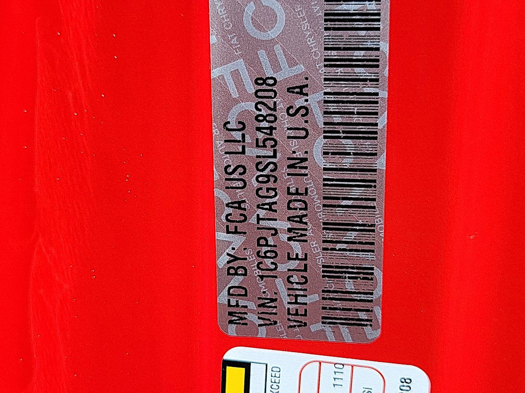 Thumbnail: 2025 Jeep Gladiator - 19