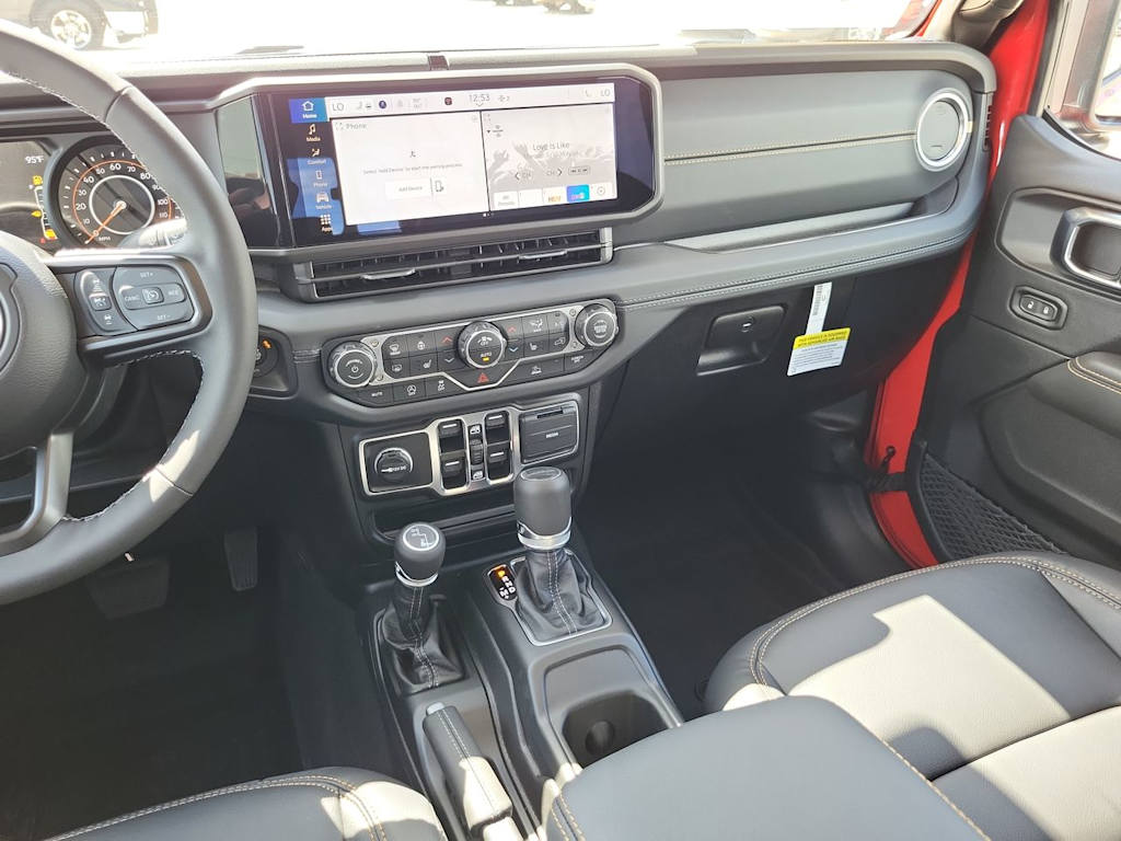 Thumbnail: 2025 Jeep Gladiator - 15