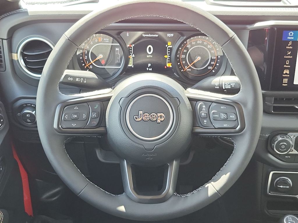 Thumbnail: 2025 Jeep Gladiator - 14