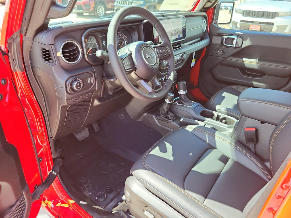 Thumbnail: 2025 Jeep Gladiator - 2