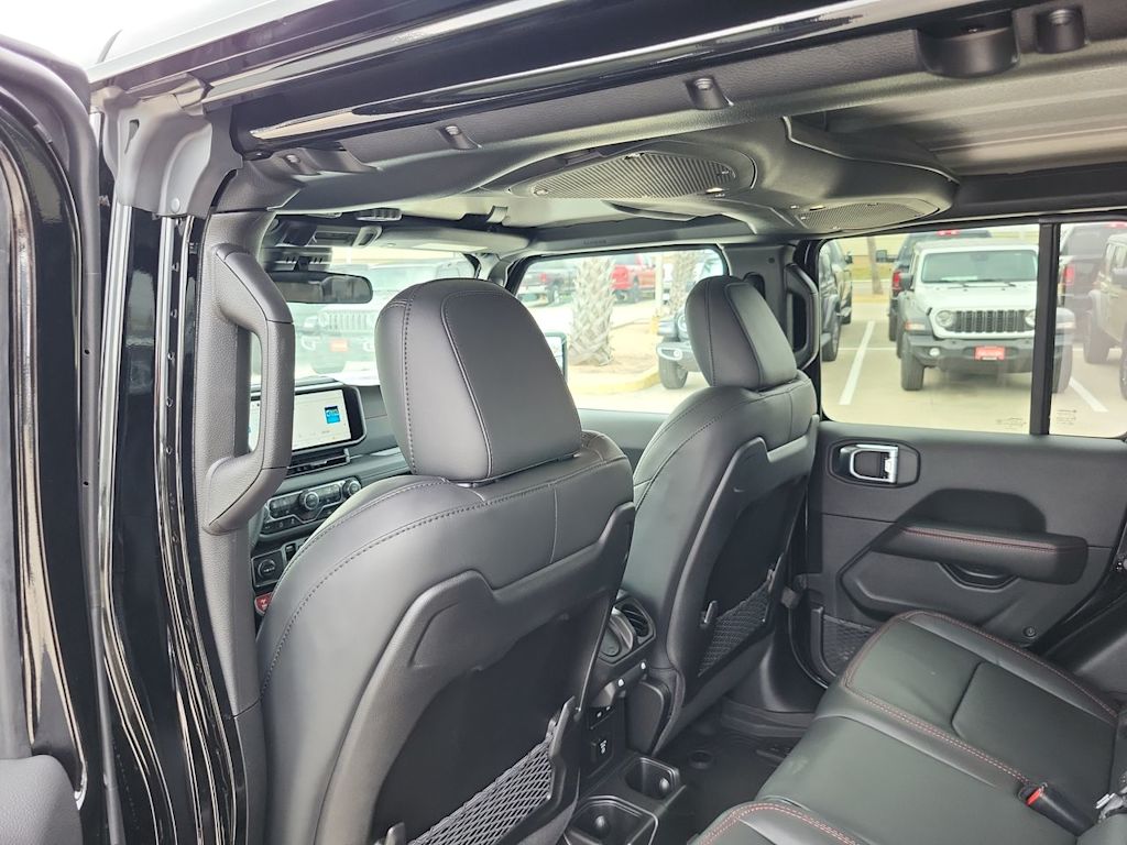 Thumbnail: 2026 Jeep Gladiator - 13