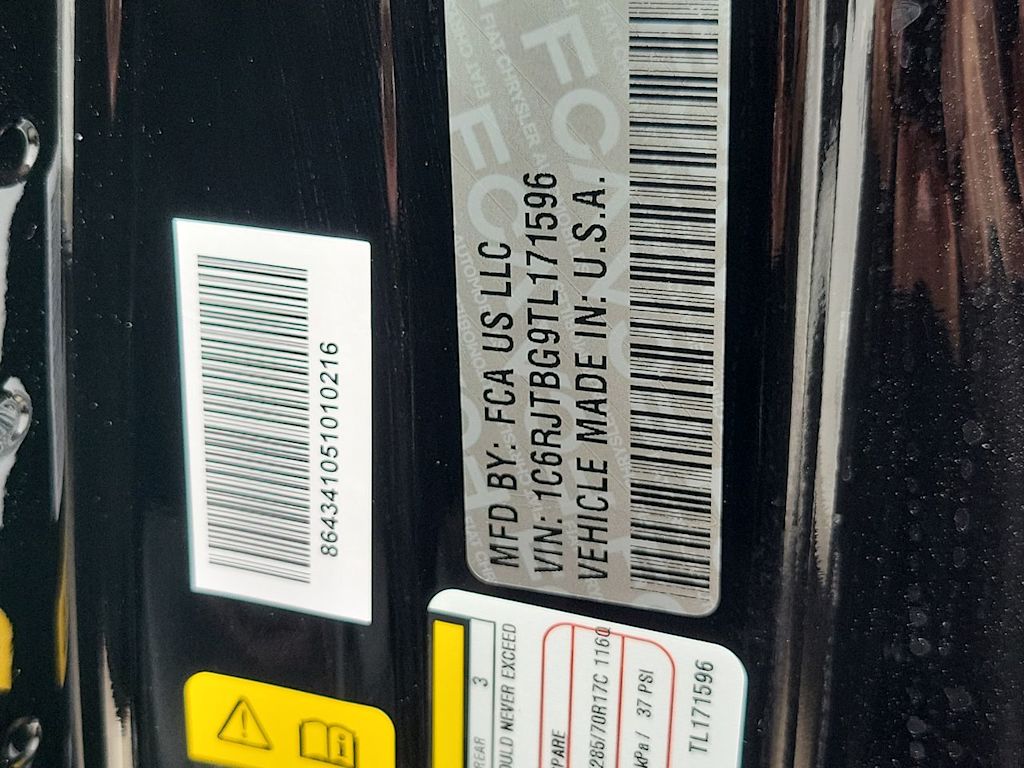 Thumbnail: 2026 Jeep Gladiator - 19