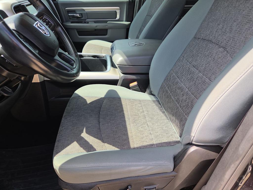 Thumbnail: 2016 RAM 1500 - 11