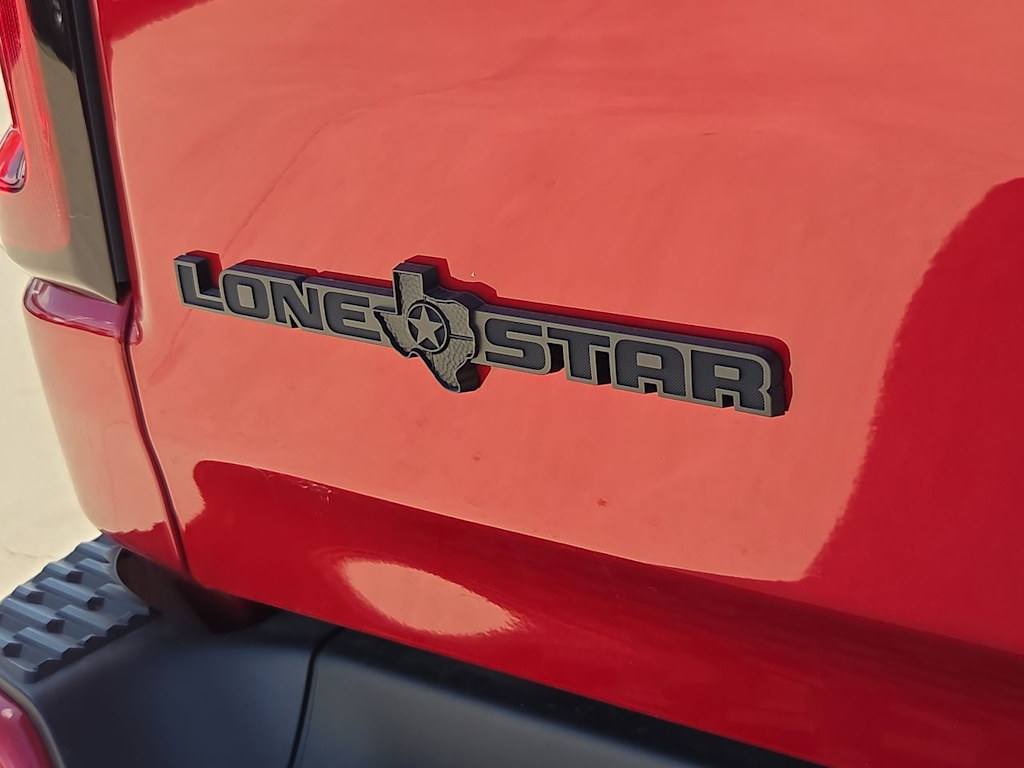 Thumbnail: 2026 RAM 1500 - 7